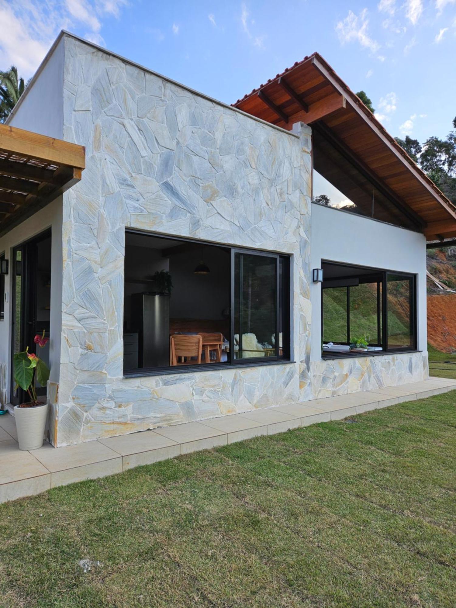 Vila Pinheiro Vila Santa Teresa  Exterior foto